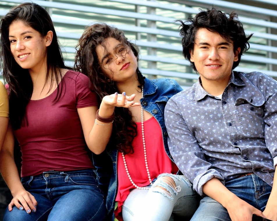 young-gf5f397ea4-19202